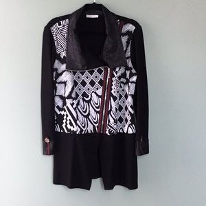 Zoé long jacket with abstract print & Pleather